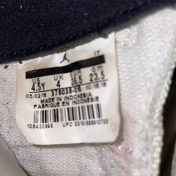 Jordan 11 Retro GS - Picture 5 of 6